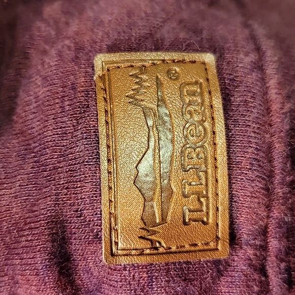 L.L. Bean sweater w/pouch pocket - Picture 3 of 5